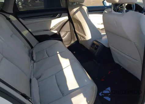 2018 Honda Accord Ex from USA, damaged, VIN 1HGCV1F47JA068565